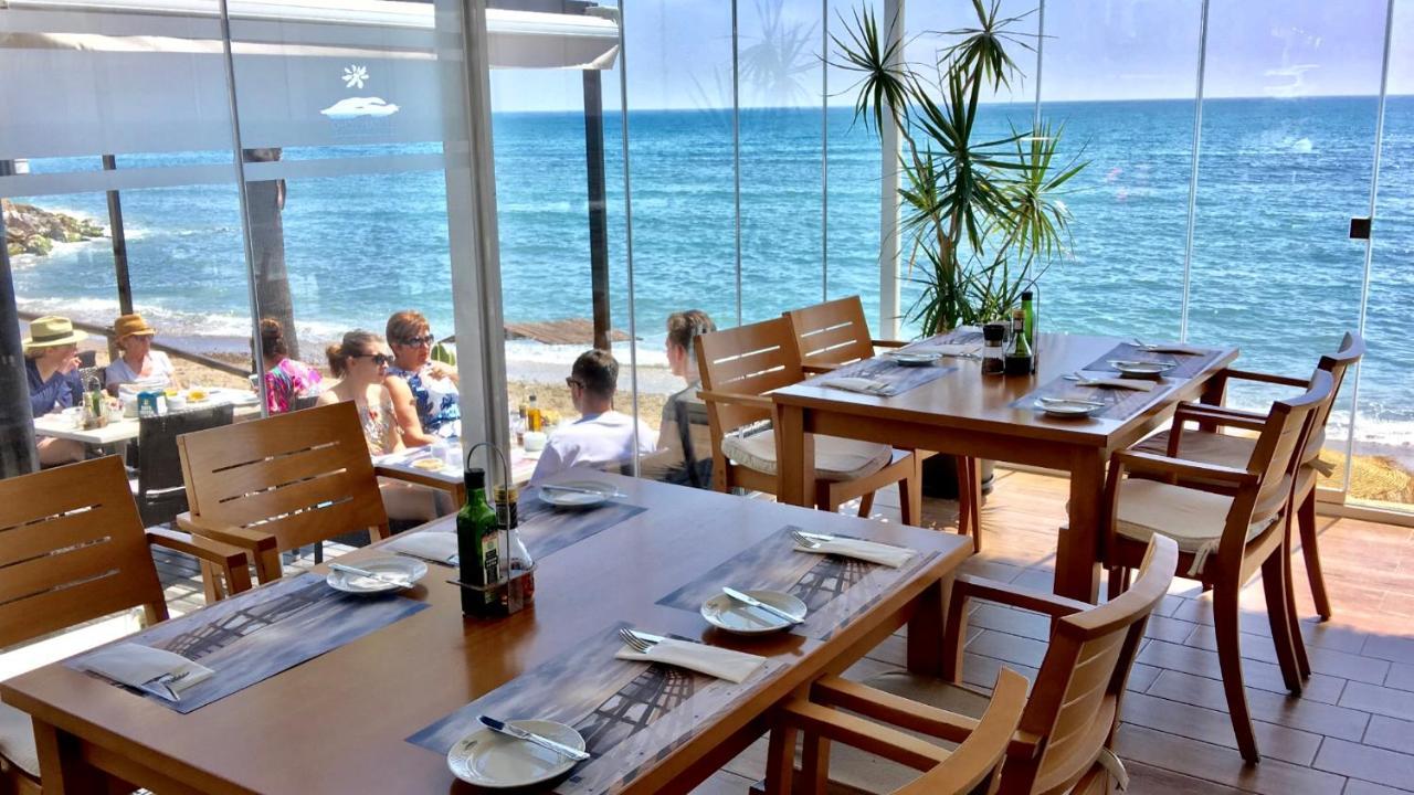 Mi Capricho Beachfront- 3-7 Apartment With Sea Views Sitio de Calahonda Eksteriør billede