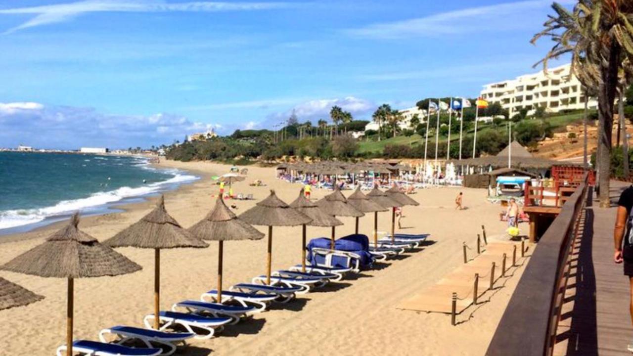 Mi Capricho Beachfront- 3-7 Apartment With Sea Views Sitio de Calahonda Eksteriør billede
